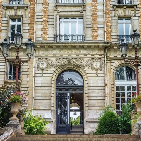 Hôtels souvent cités comme fréquentés par des acteurs