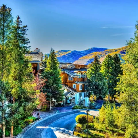 Les meilleures destinations pour voyager en automne