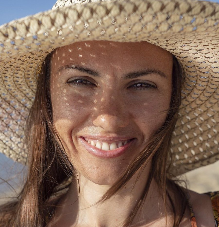 Tenues de vacances des célébrités : quatre profils