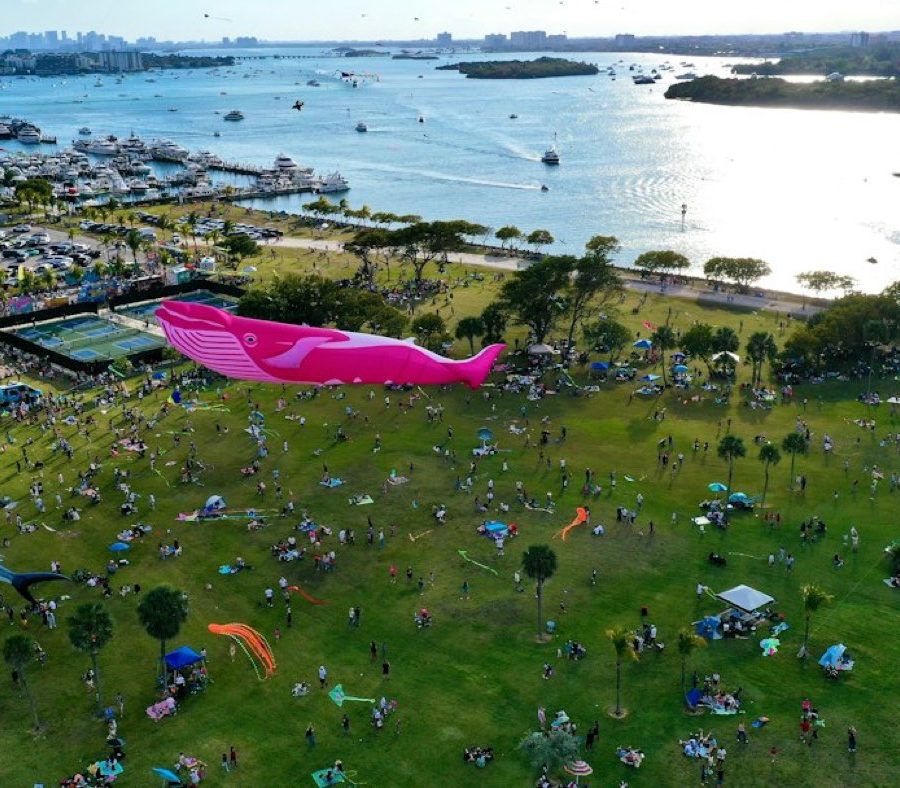 Ballon hélium personnalisé : bien le choisir pour un événement