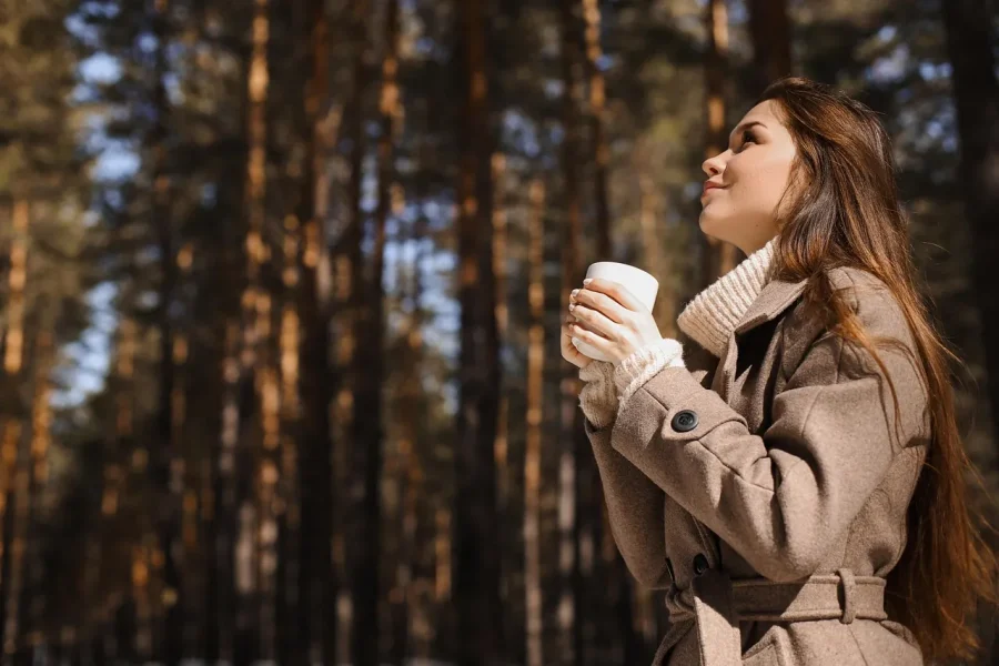 Manteau femme hiver : bien choisir sa matière selon l&rsquo;usage