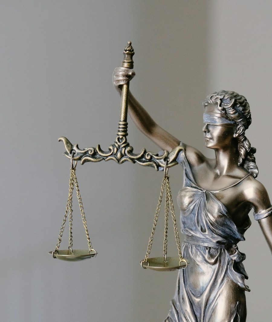 La colère d&rsquo;Hoshi face à la décision de justice favorable à Patrick Bruel